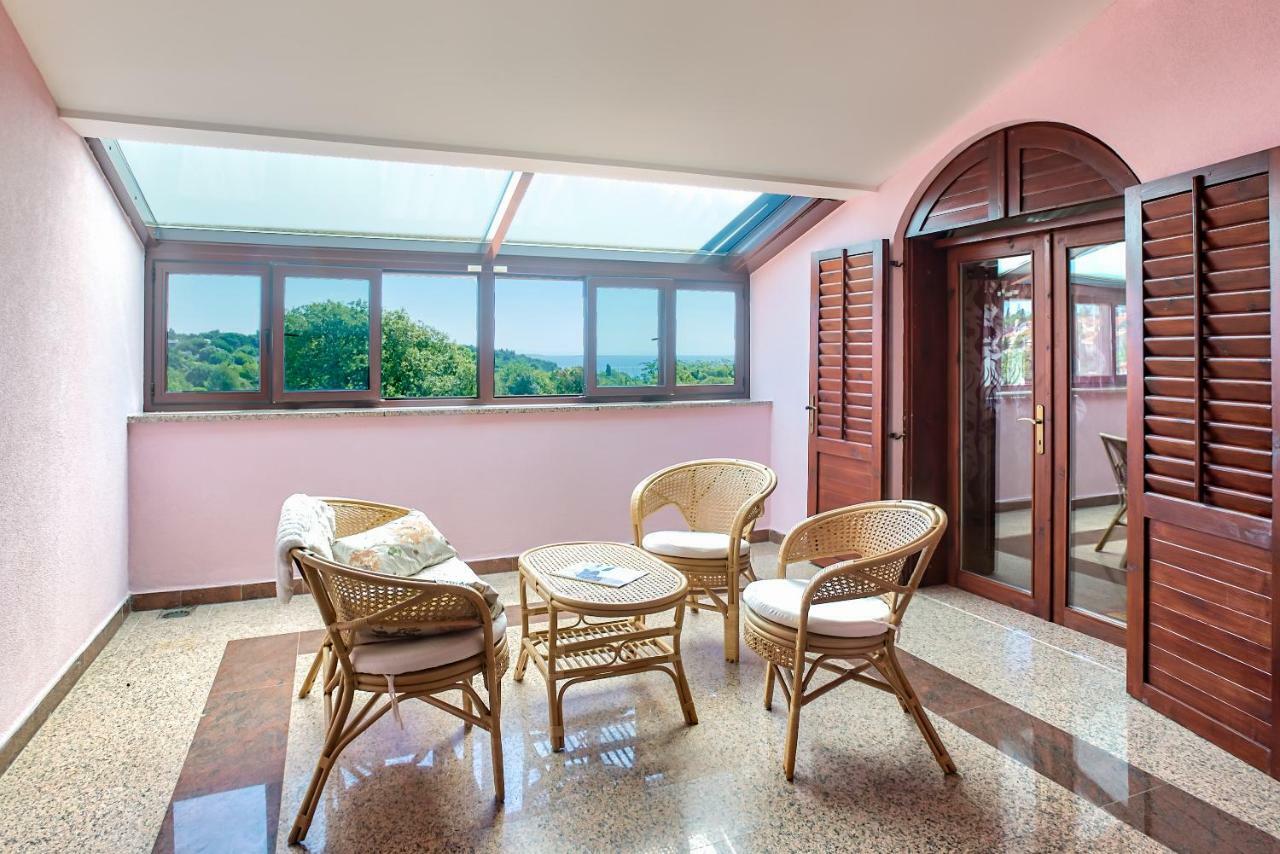 Villa Valentina Premantura Buitenkant foto