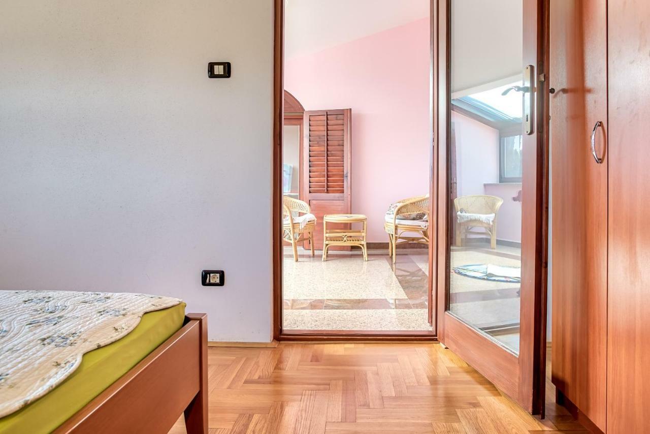 Villa Valentina Premantura Buitenkant foto