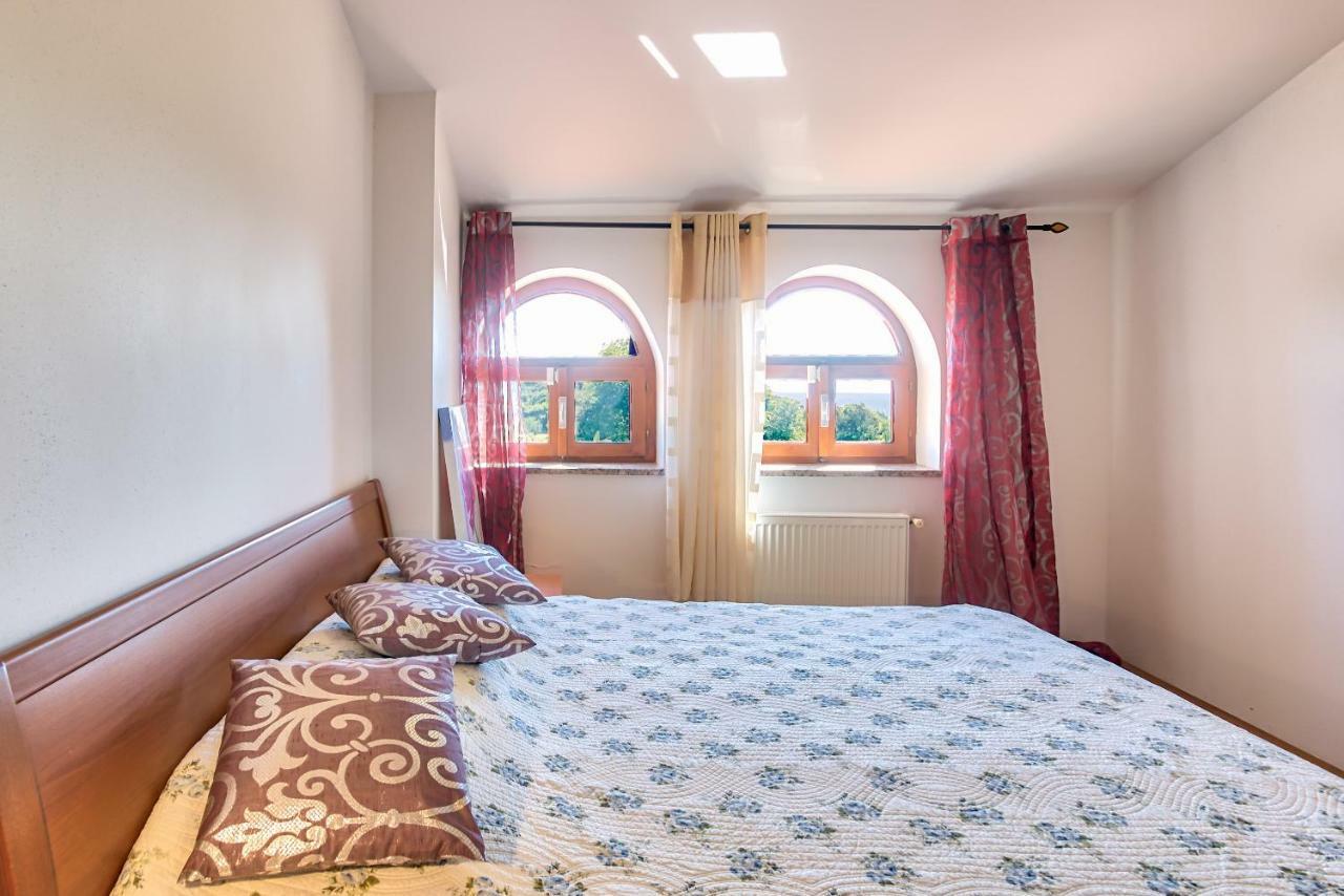 Villa Valentina Premantura Buitenkant foto