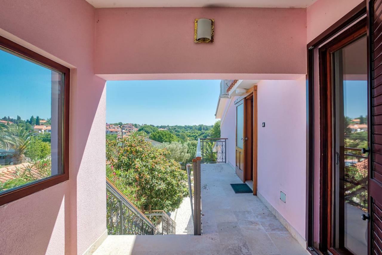 Villa Valentina Premantura Buitenkant foto