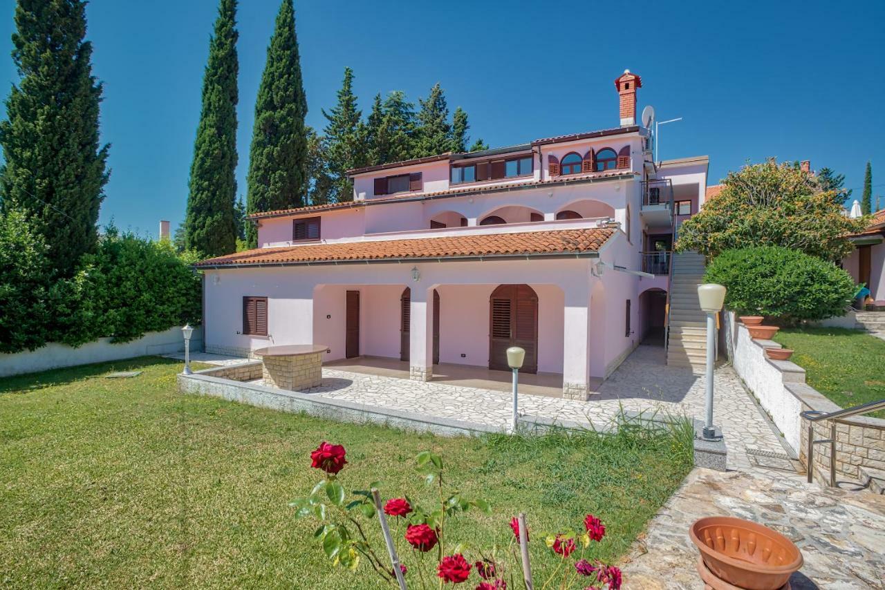 Villa Valentina Premantura Buitenkant foto